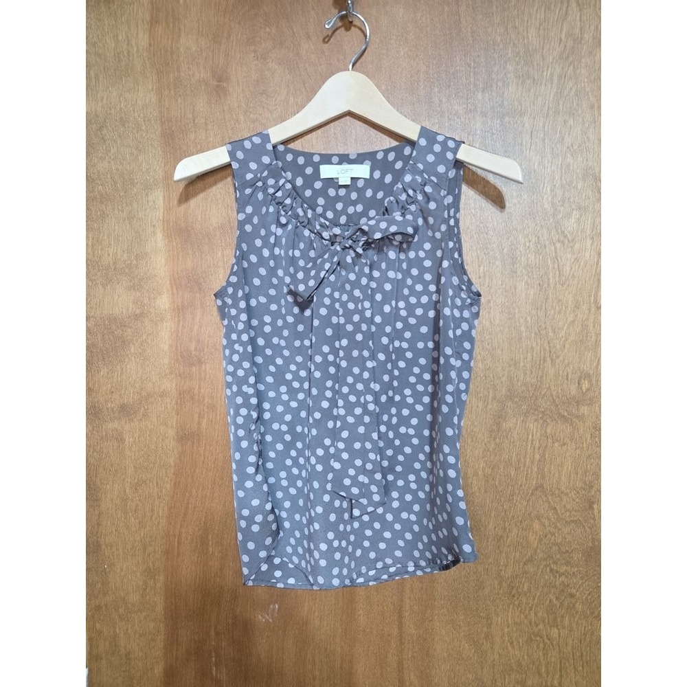 LOFT Ann Taylor Polka Dot Sleeveless Blouse Womens‎ XS Gray Tie Neck Shell Top